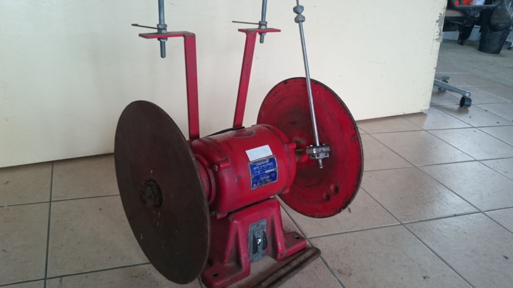 Sunbeam shearers grinder Machinery & Equipment General Farm